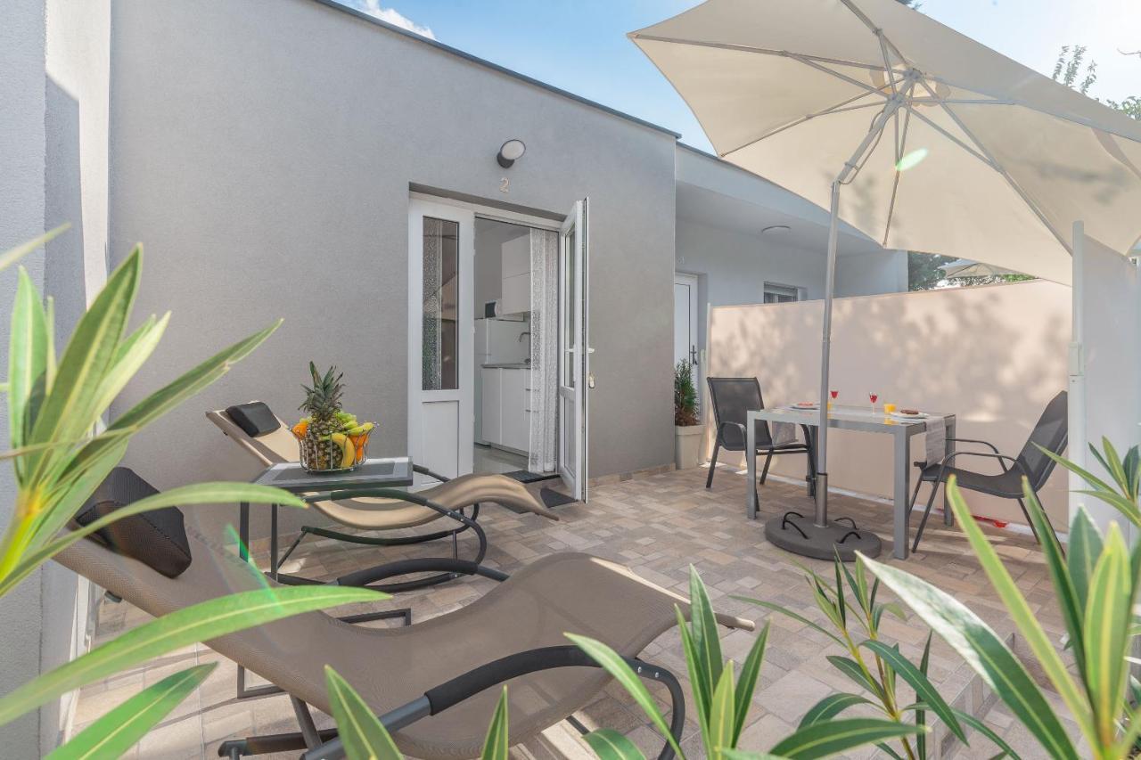 Evita Fazana Premium Studio Apartments Exterior photo