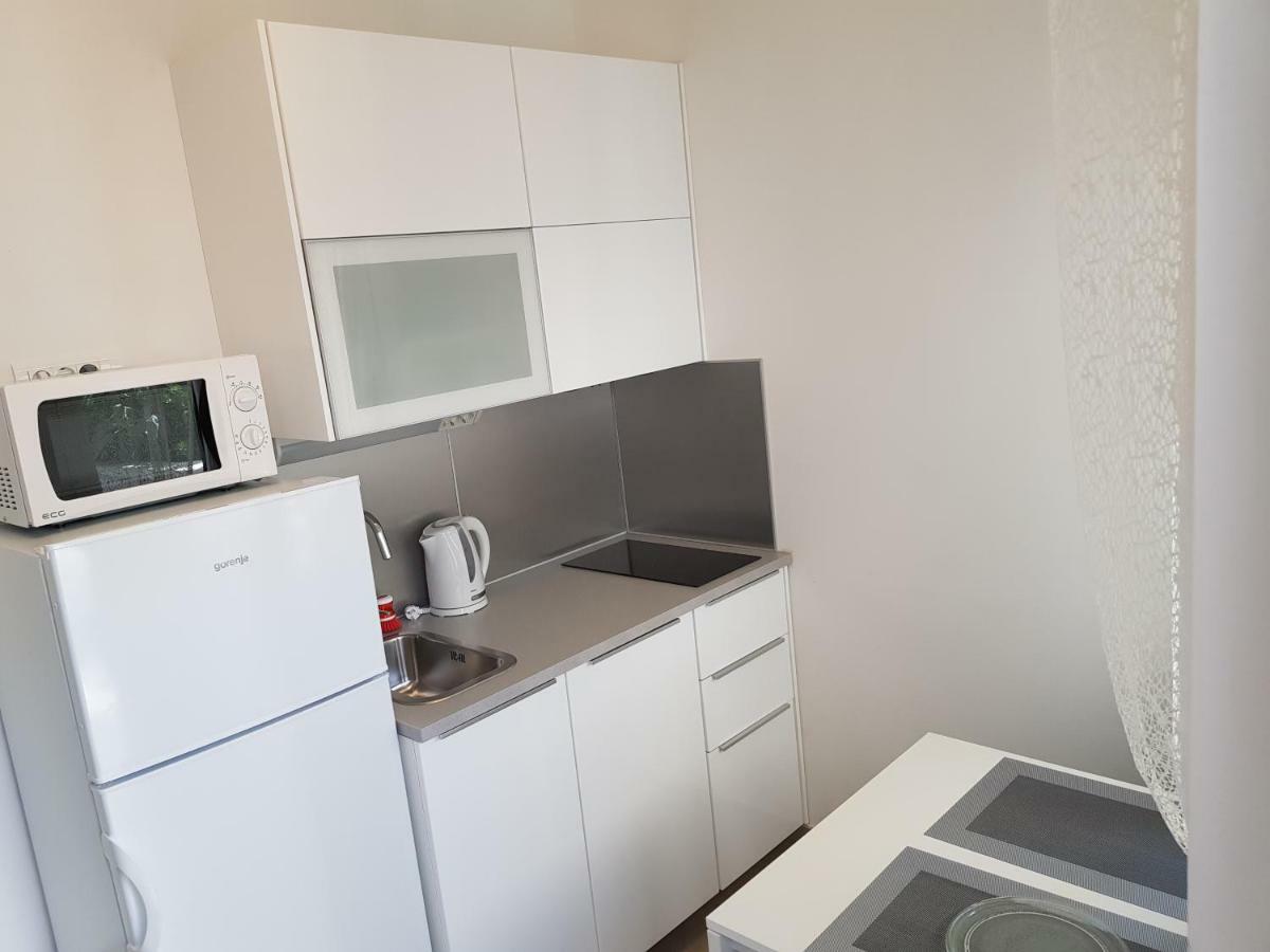 Evita Fazana Premium Studio Apartments Exterior photo