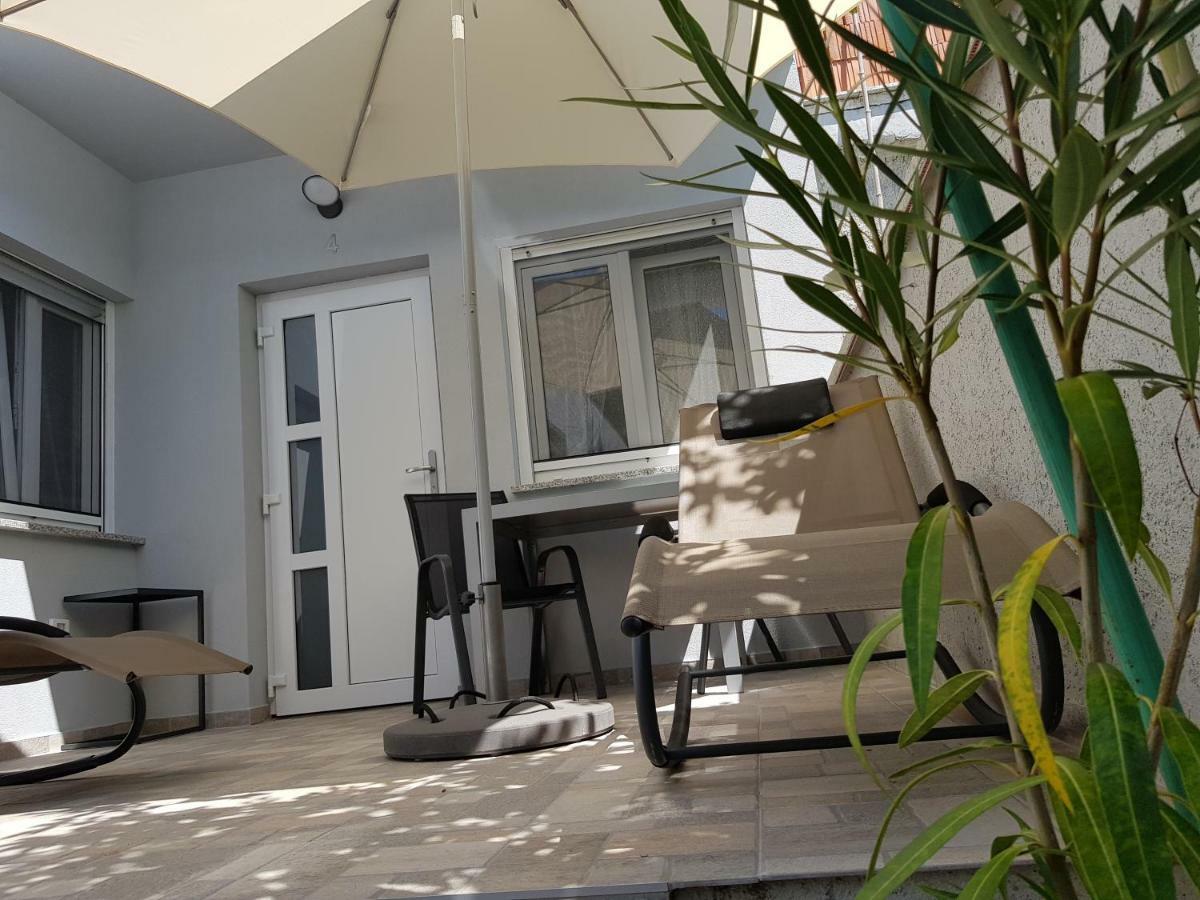 Evita Fazana Premium Studio Apartments Exterior photo